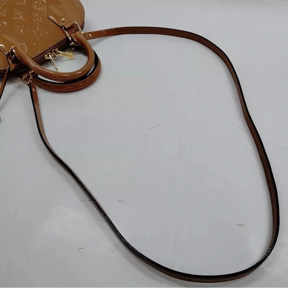 Louis Vuitton Bag- Alma BB Beige Vernis
